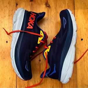 Hoka Clifton 9 size 10.5
